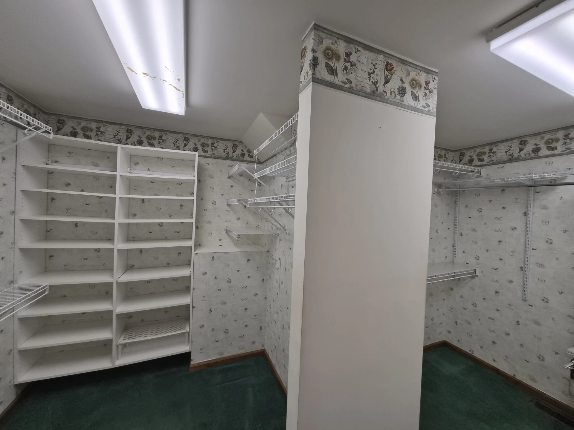 189 Hardy CT - Photo 20