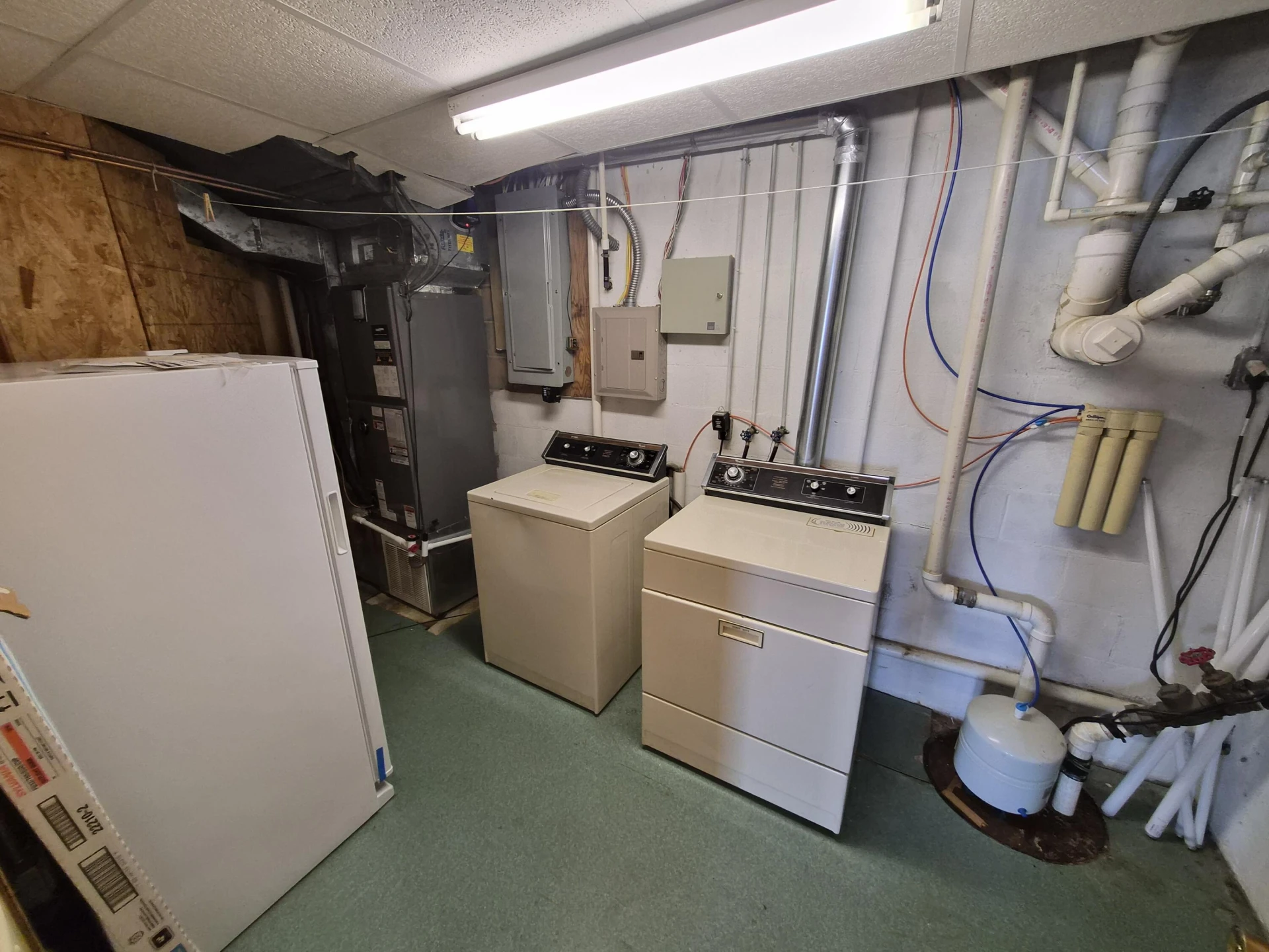 189 Hardy CT - Photo 47