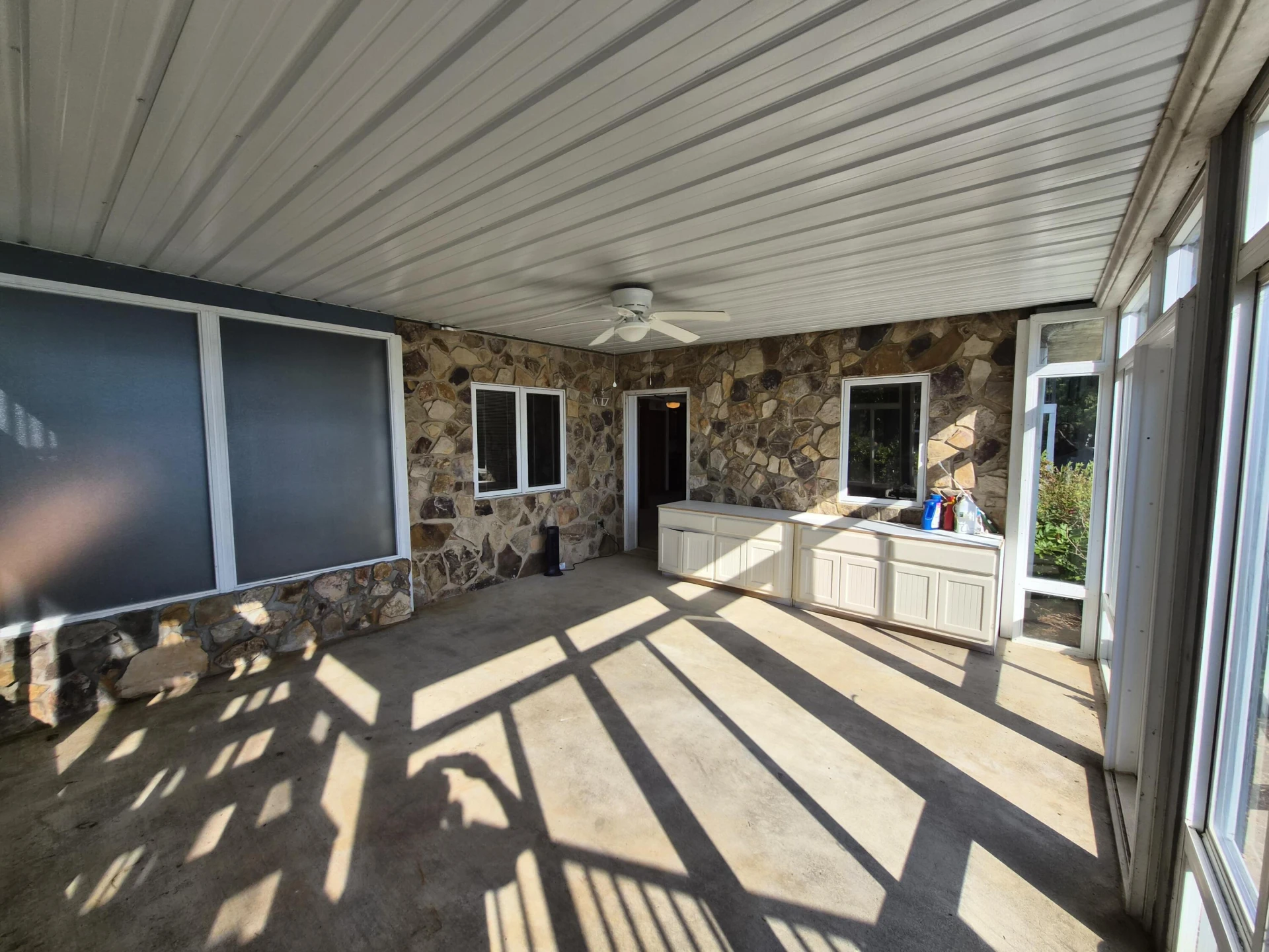 189 Hardy CT - Photo 48