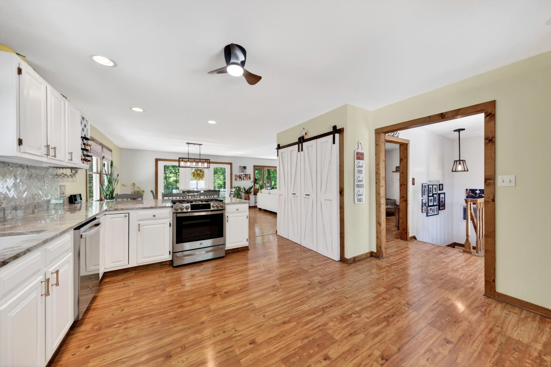 120 Lemon LN - Photo 24