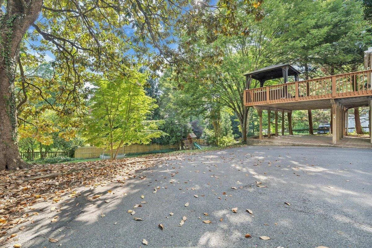 712 Cassell LN SW - Photo 47