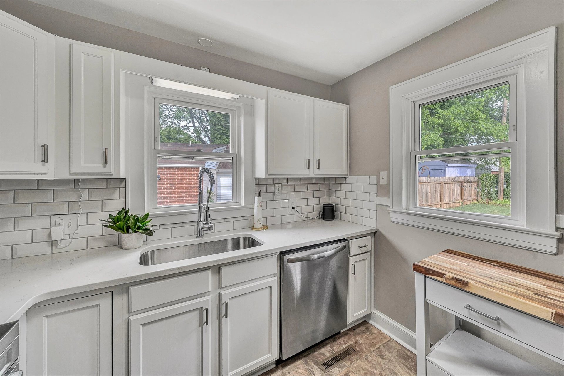 2774 Derwent DR SW - Photo 19