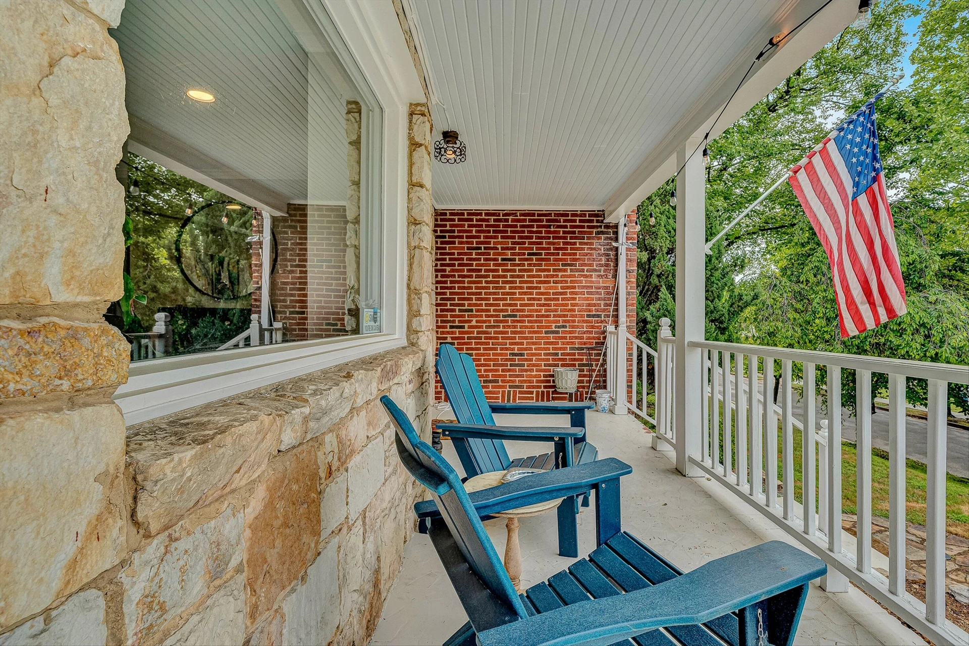 2774 Derwent DR SW - Photo 4