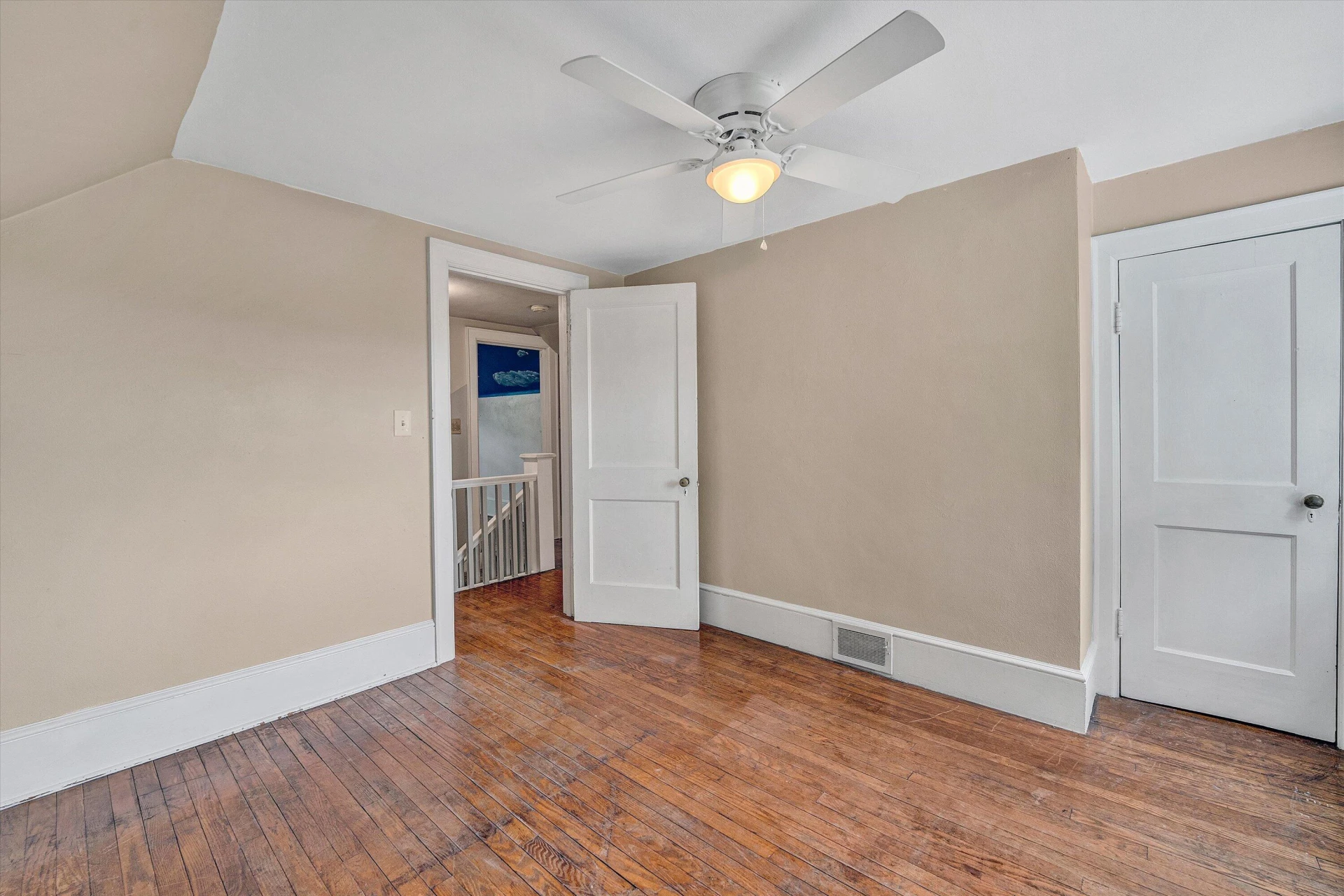 114 W CHURCH ST - Photo 27