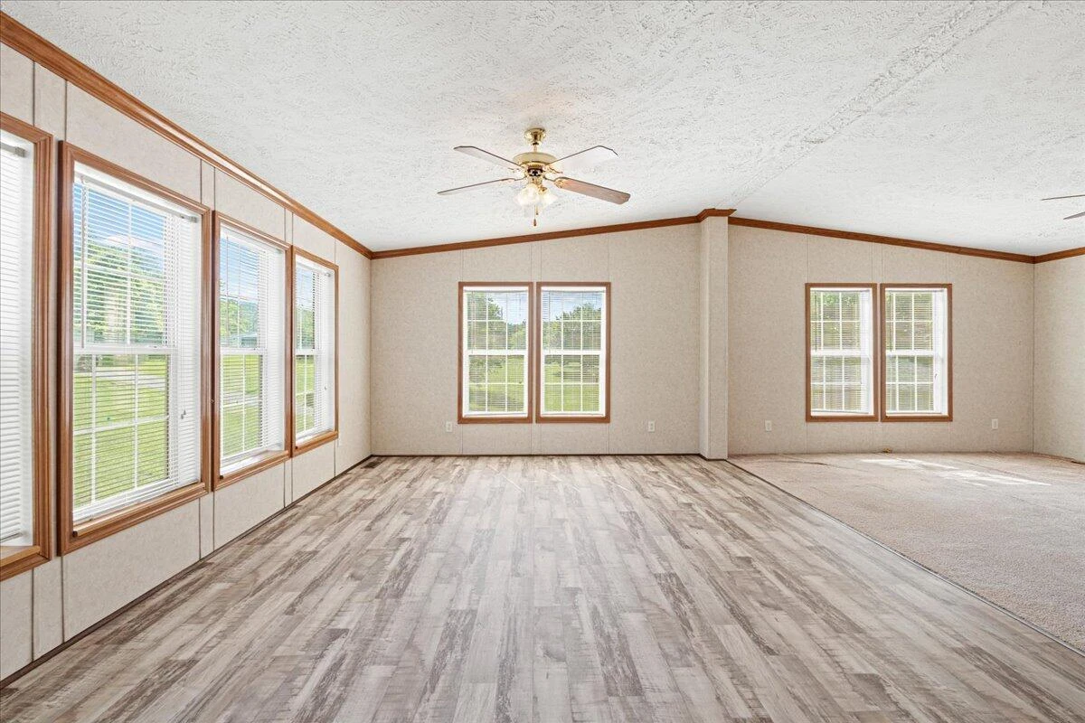 1296 Hayward DR - Photo 2
