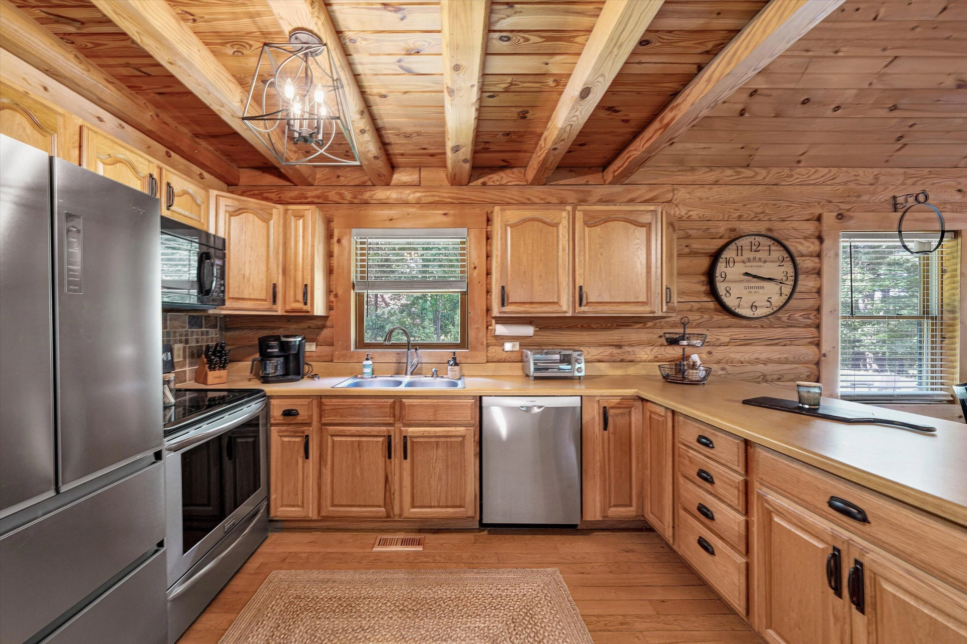 6211 Hillcrest RD - Photo 12