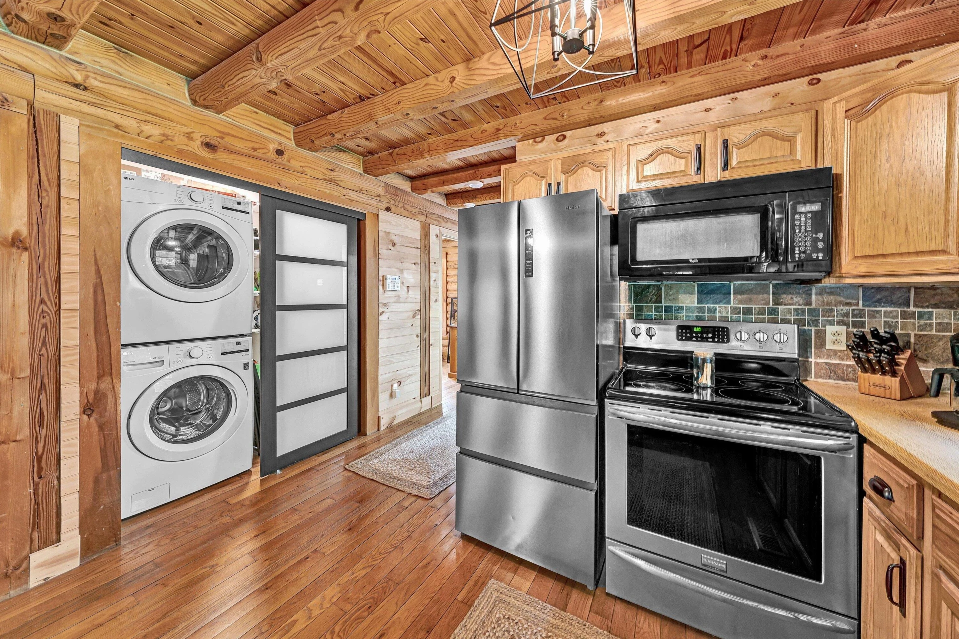 6211 Hillcrest RD - Photo 14