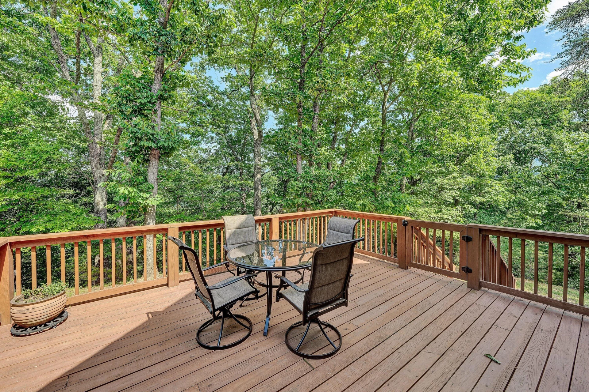 6211 Hillcrest RD - Photo 28