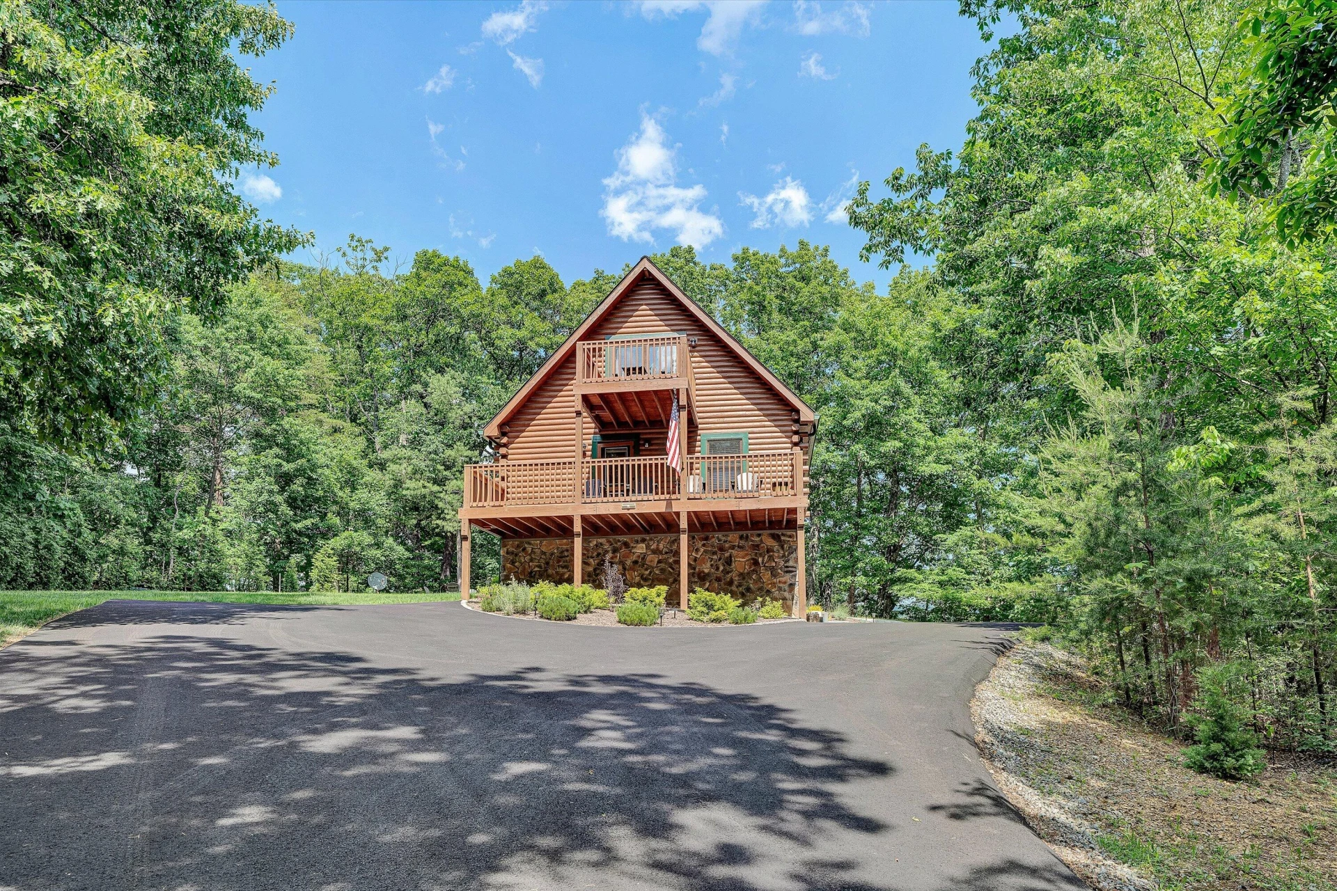 6211 Hillcrest RD - Photo 4