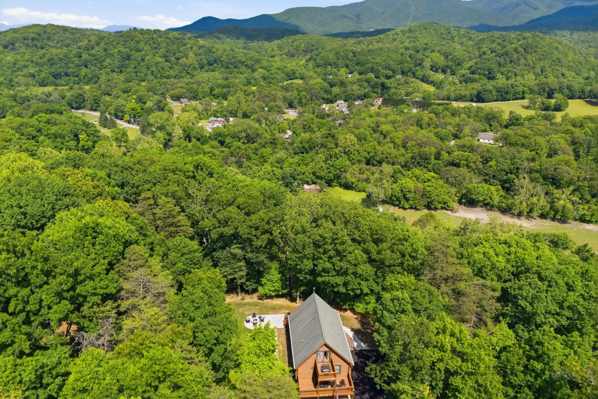 6211 Hillcrest RD - Photo 5