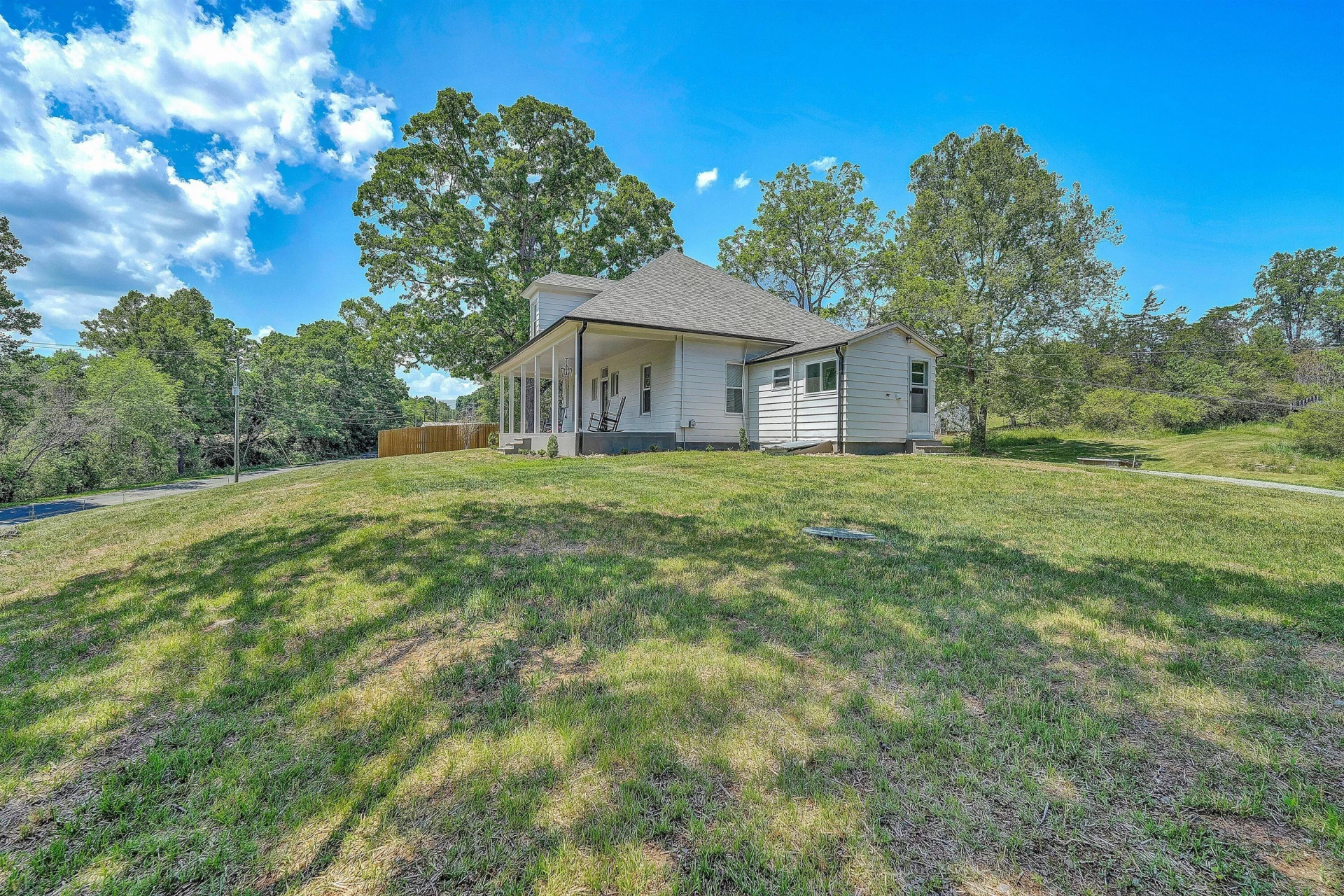 26 Barfoot LN - Photo 2