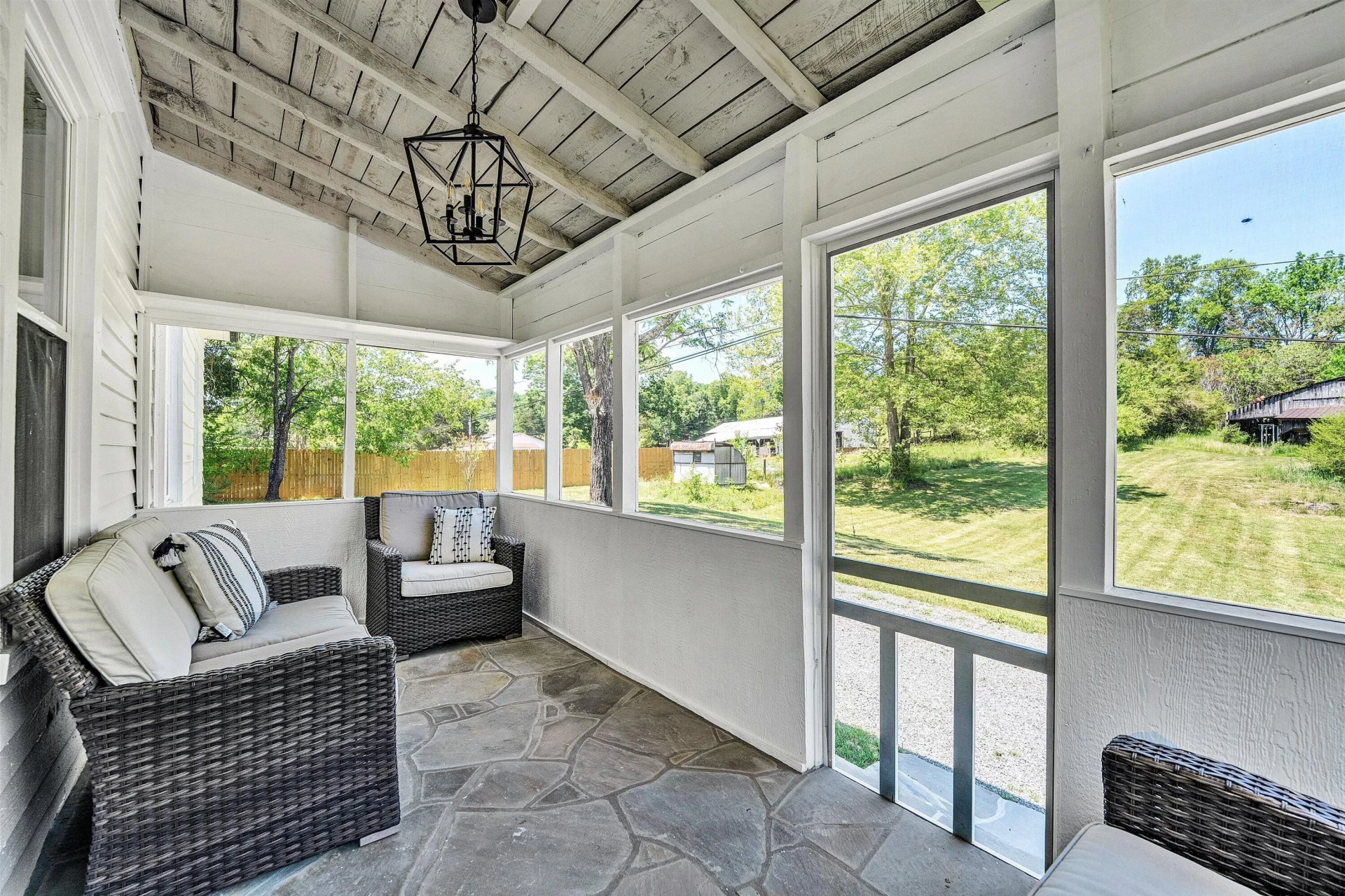 26 Barfoot LN - Photo 22