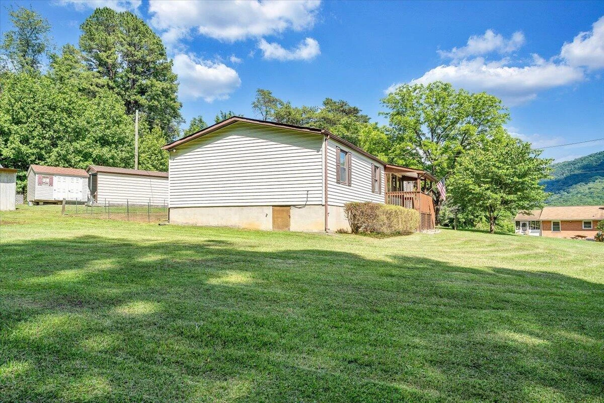 109 Meador LN - Photo 2