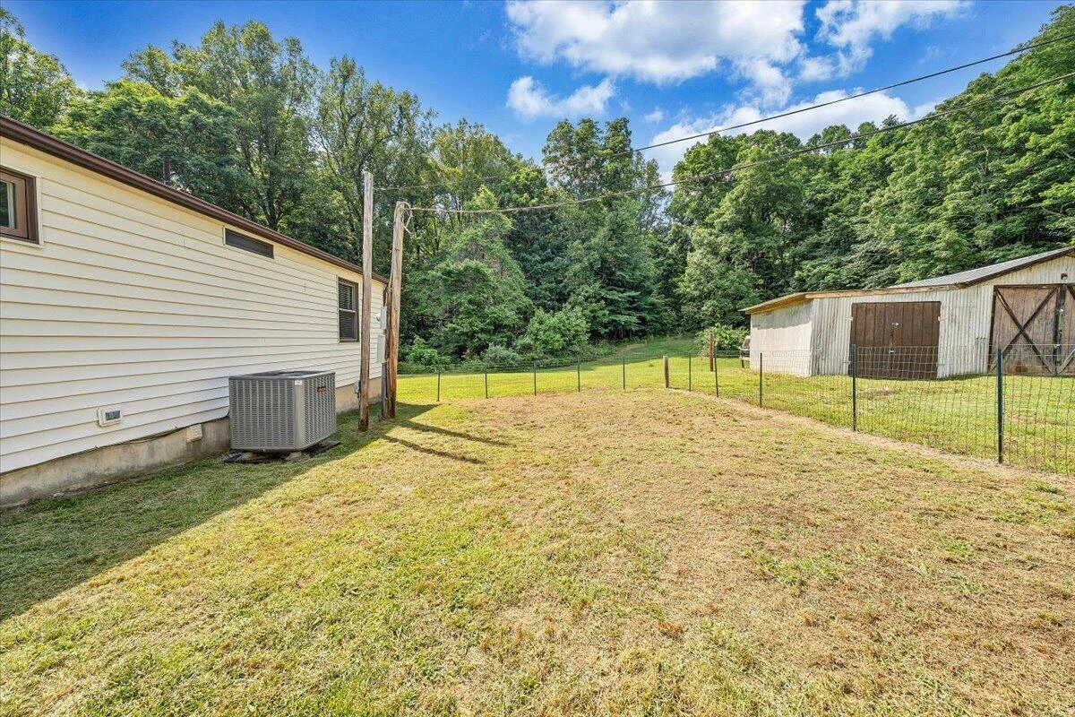 109 Meador LN - Photo 34