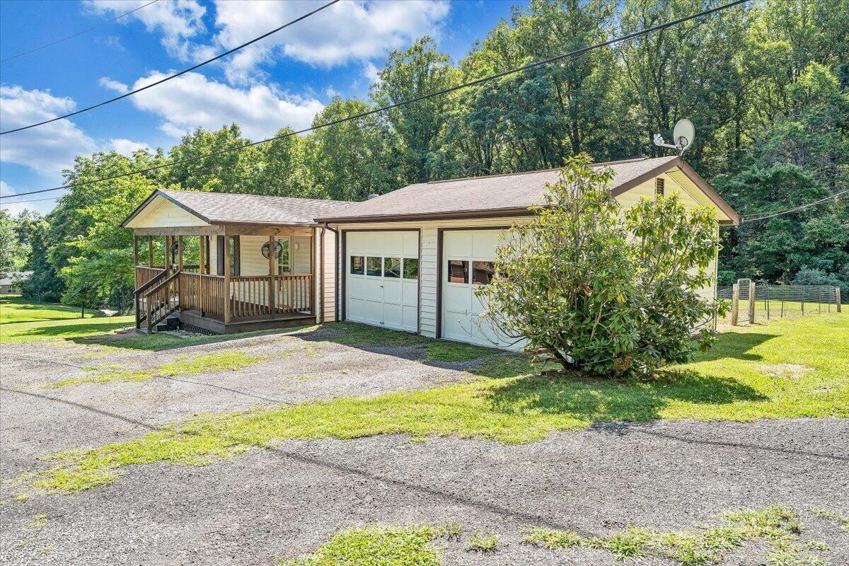 109 Meador LN - Photo 41