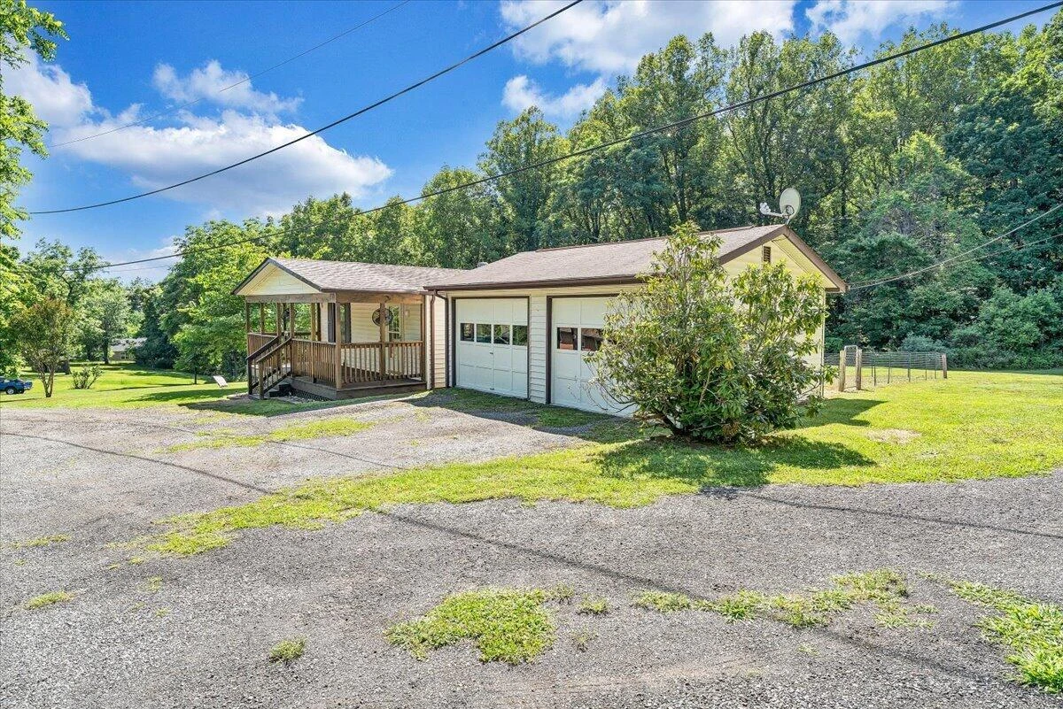 109 Meador LN - Photo 42