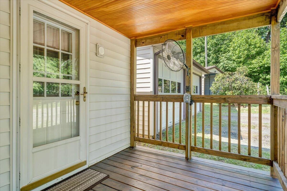109 Meador LN - Photo 5