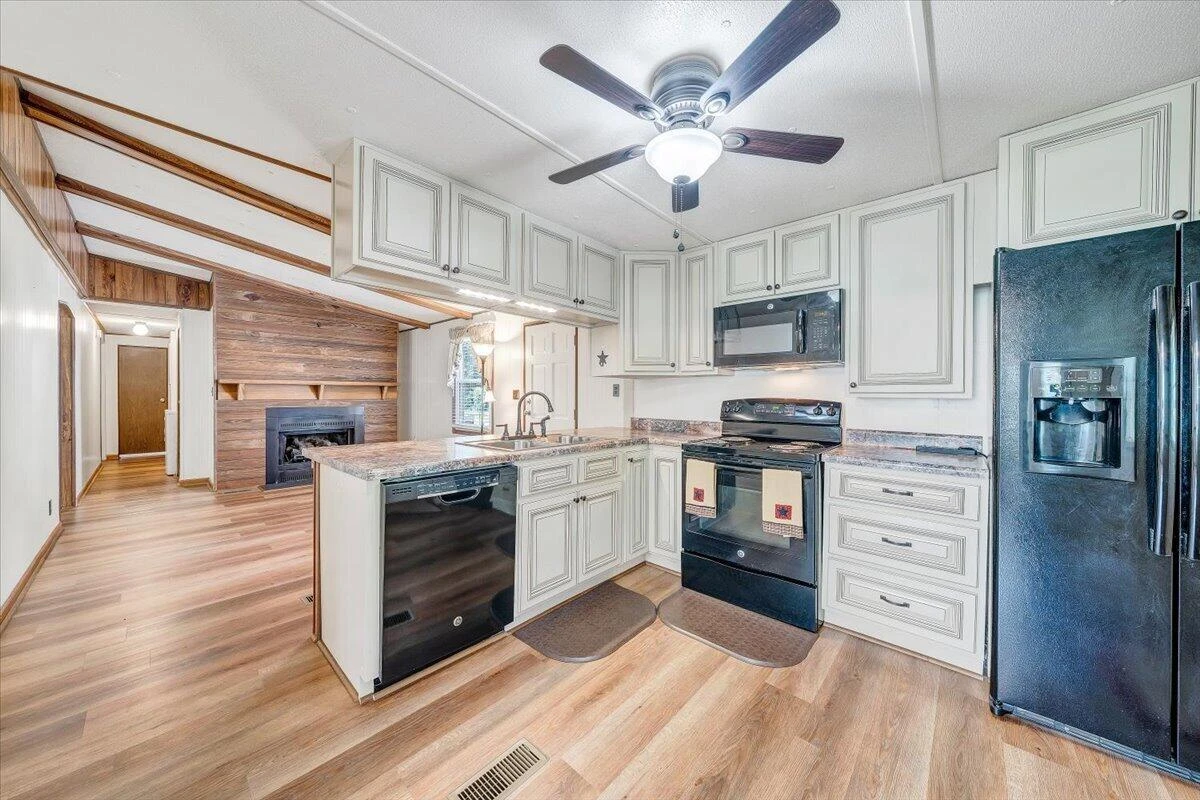 109 Meador LN - Photo 7