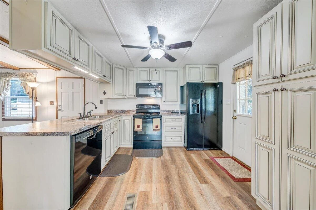 109 Meador LN - Photo 9