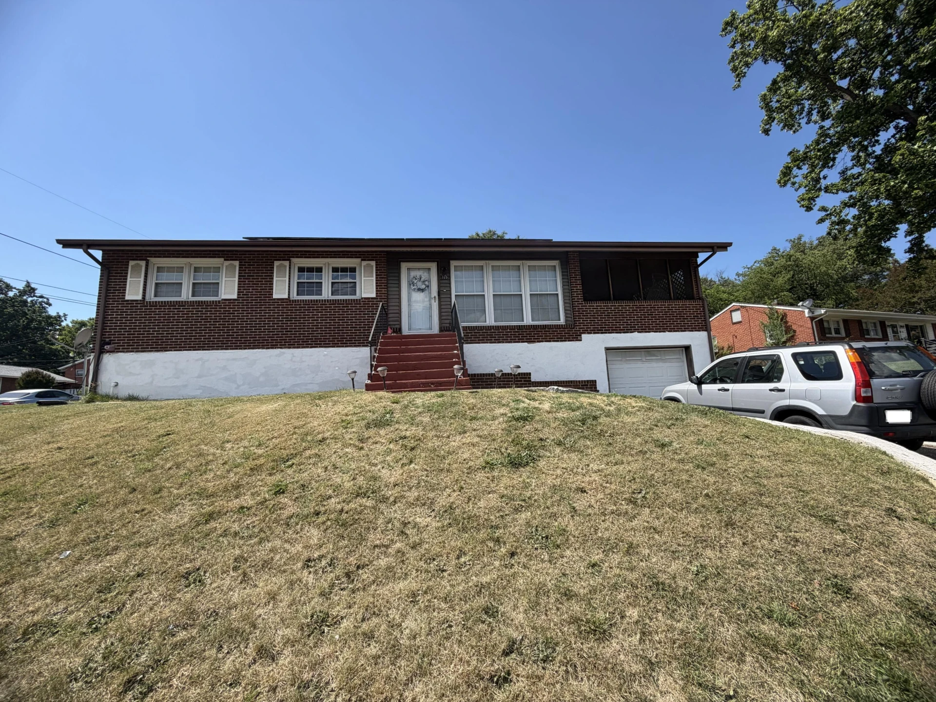325 Corbin CIR NW