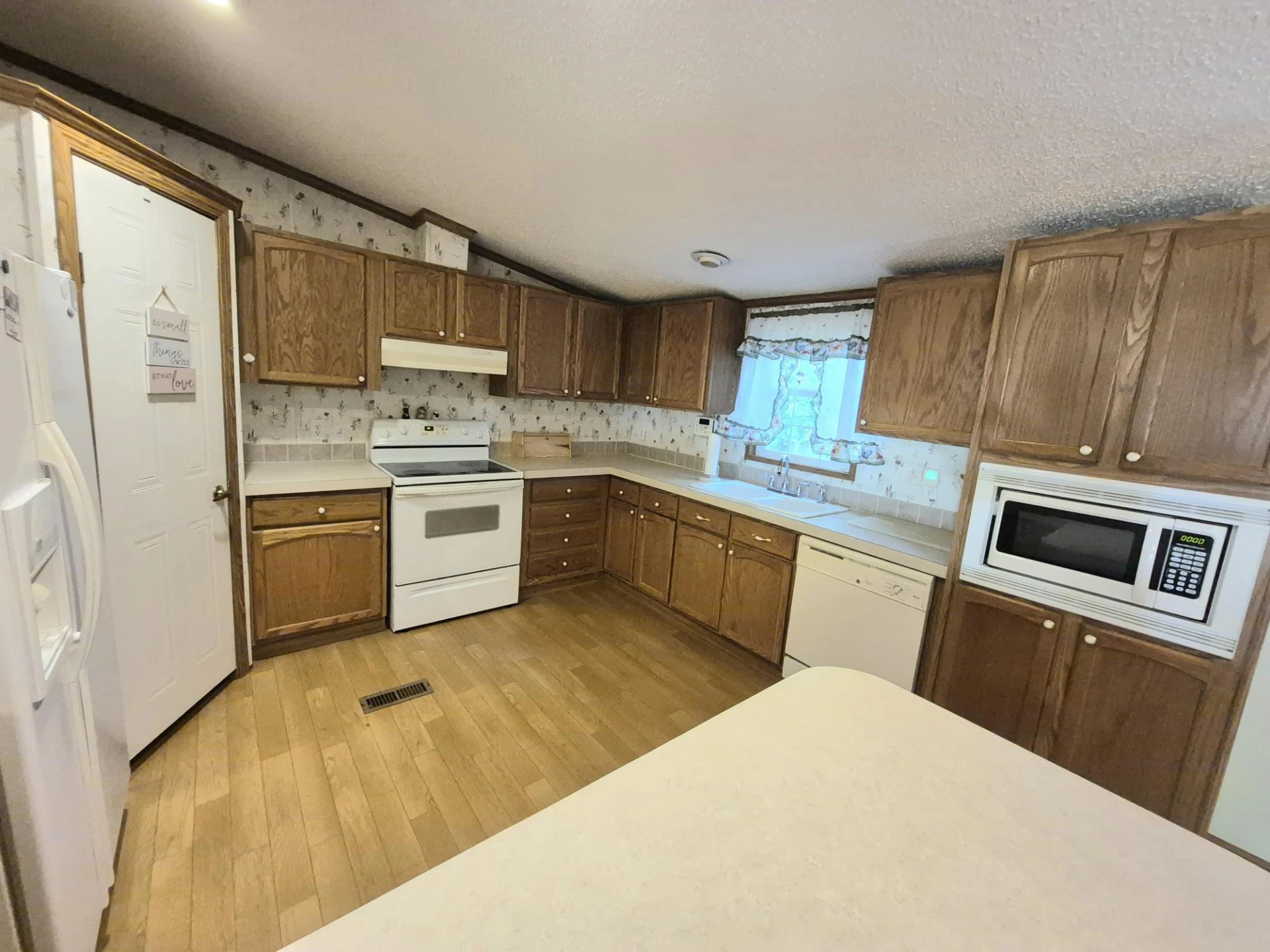 300 Snug Harbor TRL - Photo 18