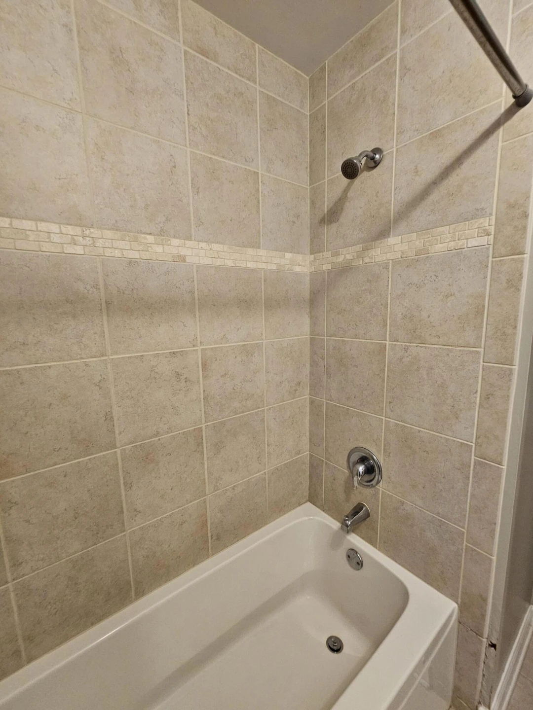 950 McHenry AVE NE - Photo 8