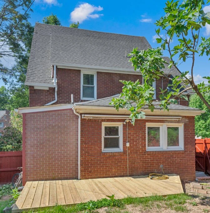 1709 Brandon AVE SW - Photo 24