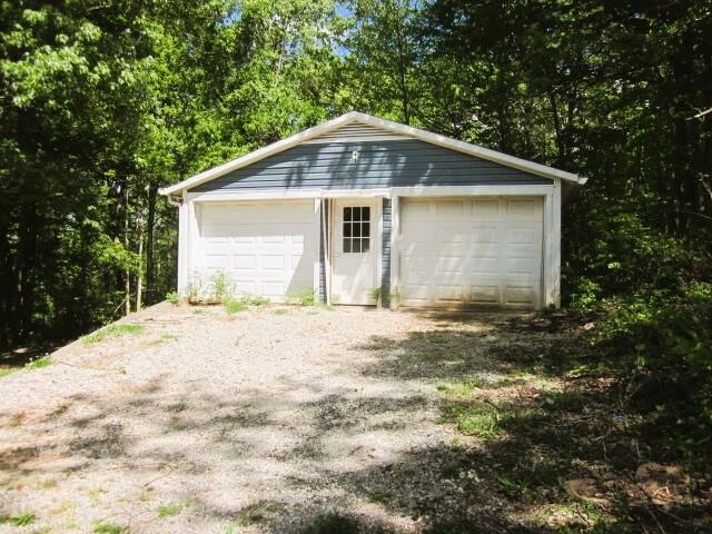 5574 PROVIDENCE CHURCH RD - Photo 5