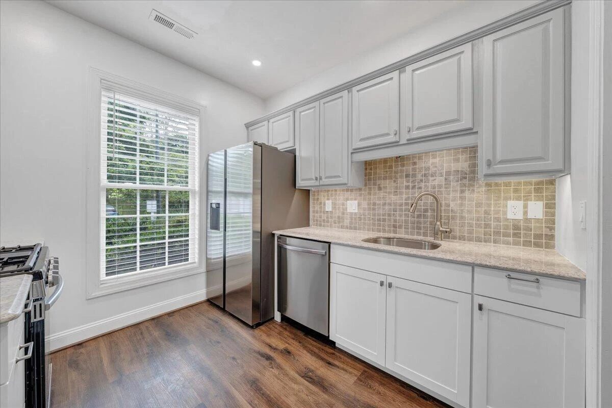 5025 Country Cottage LN - Photo 7