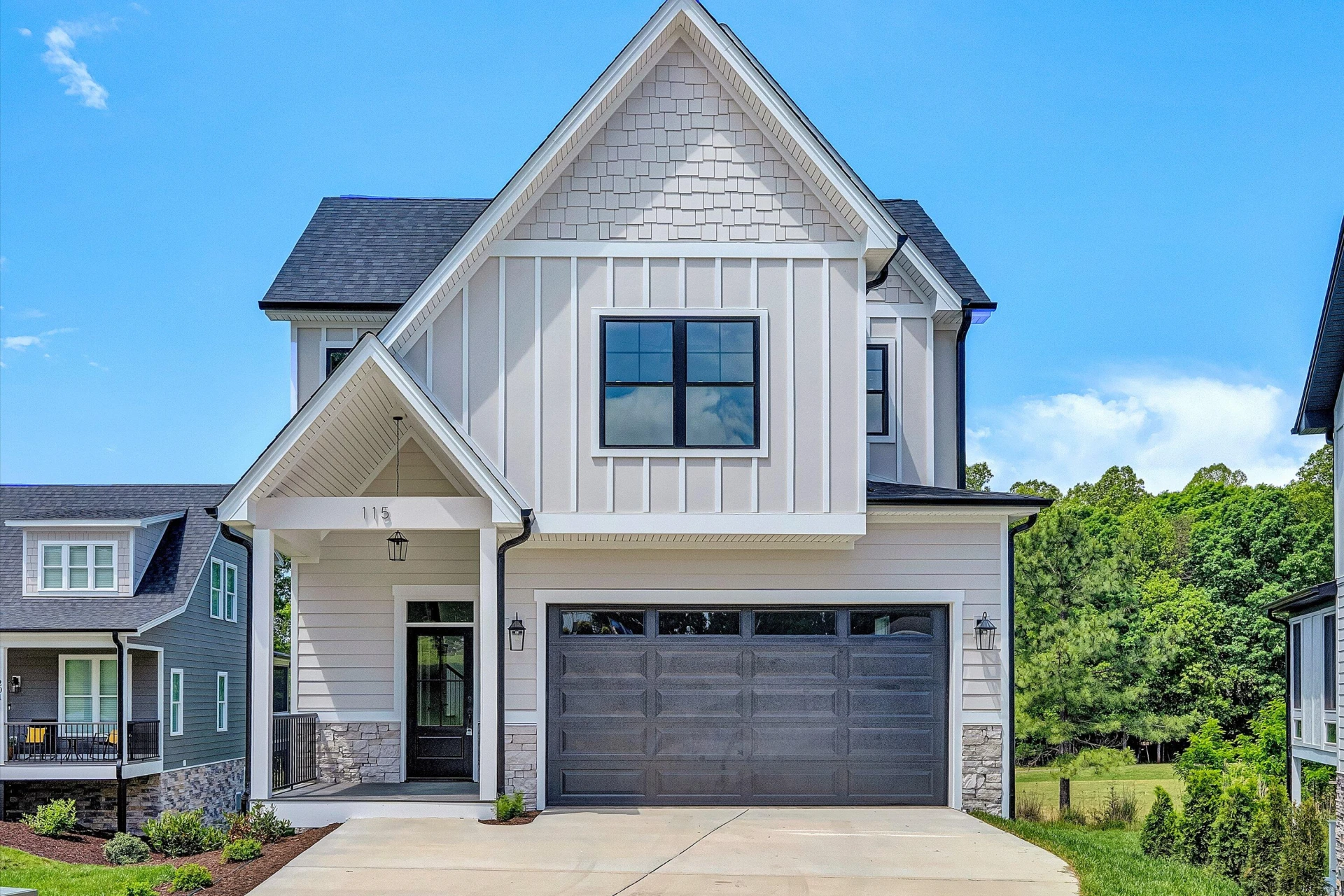 115 Retreat LN