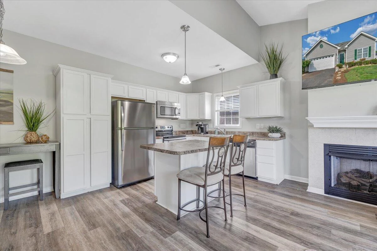 2725 Paddington Station LN - Photo 10