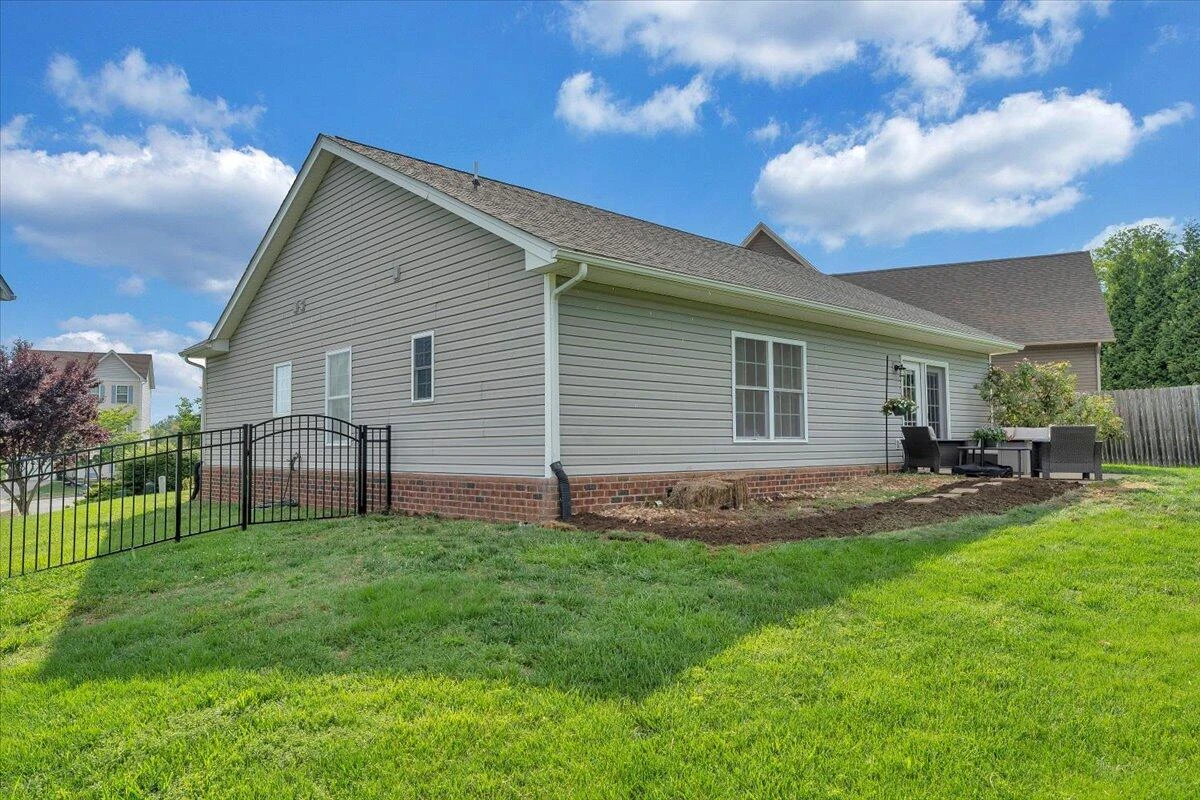 2725 Paddington Station LN - Photo 28