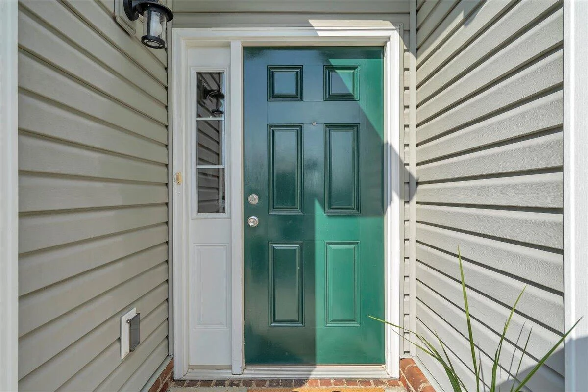 2725 Paddington Station LN - Photo 3