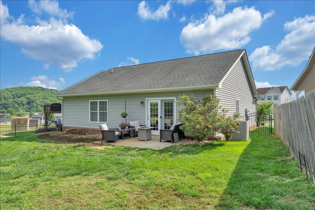 2725 Paddington Station LN - Photo 30