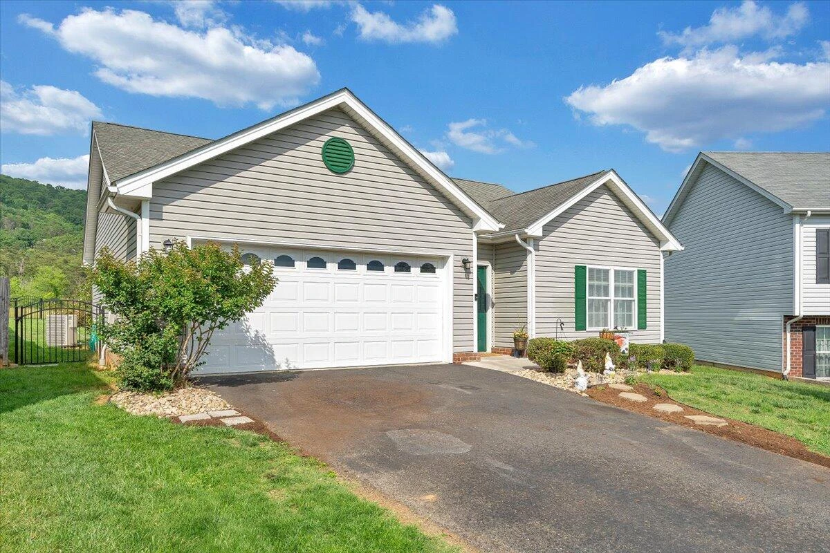 2725 Paddington Station LN - Photo 31