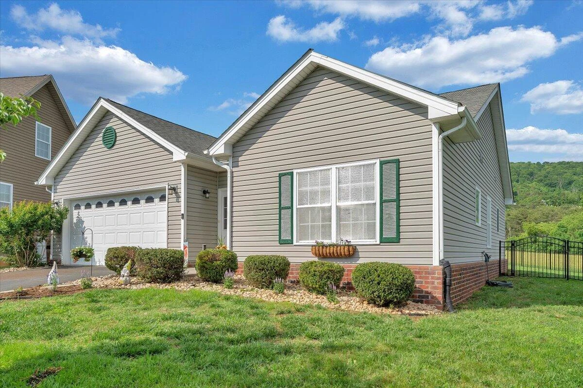 2725 Paddington Station LN - Photo 34