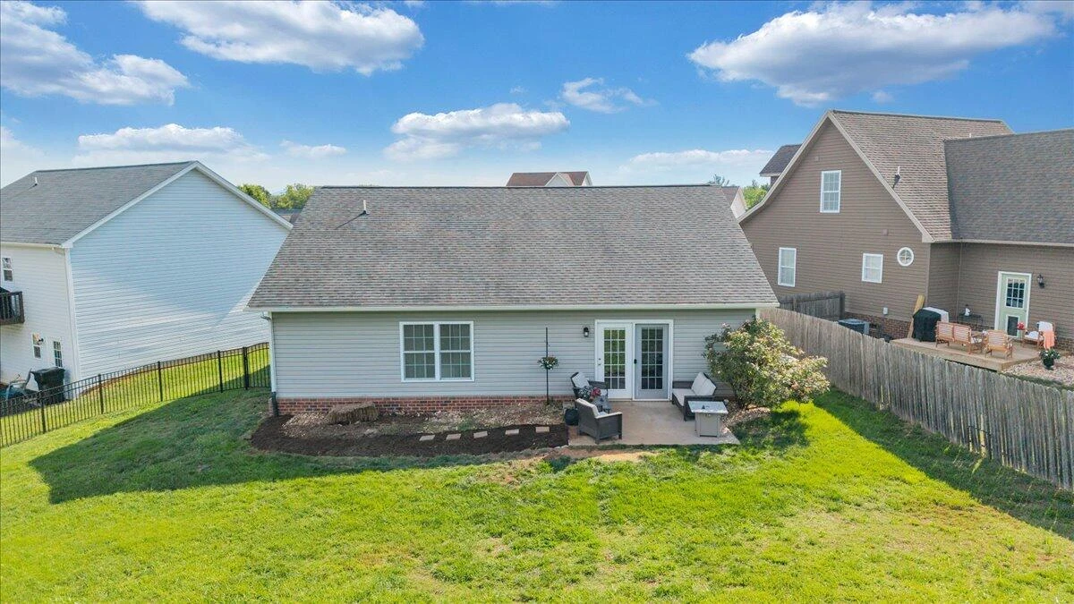 2725 Paddington Station LN - Photo 38