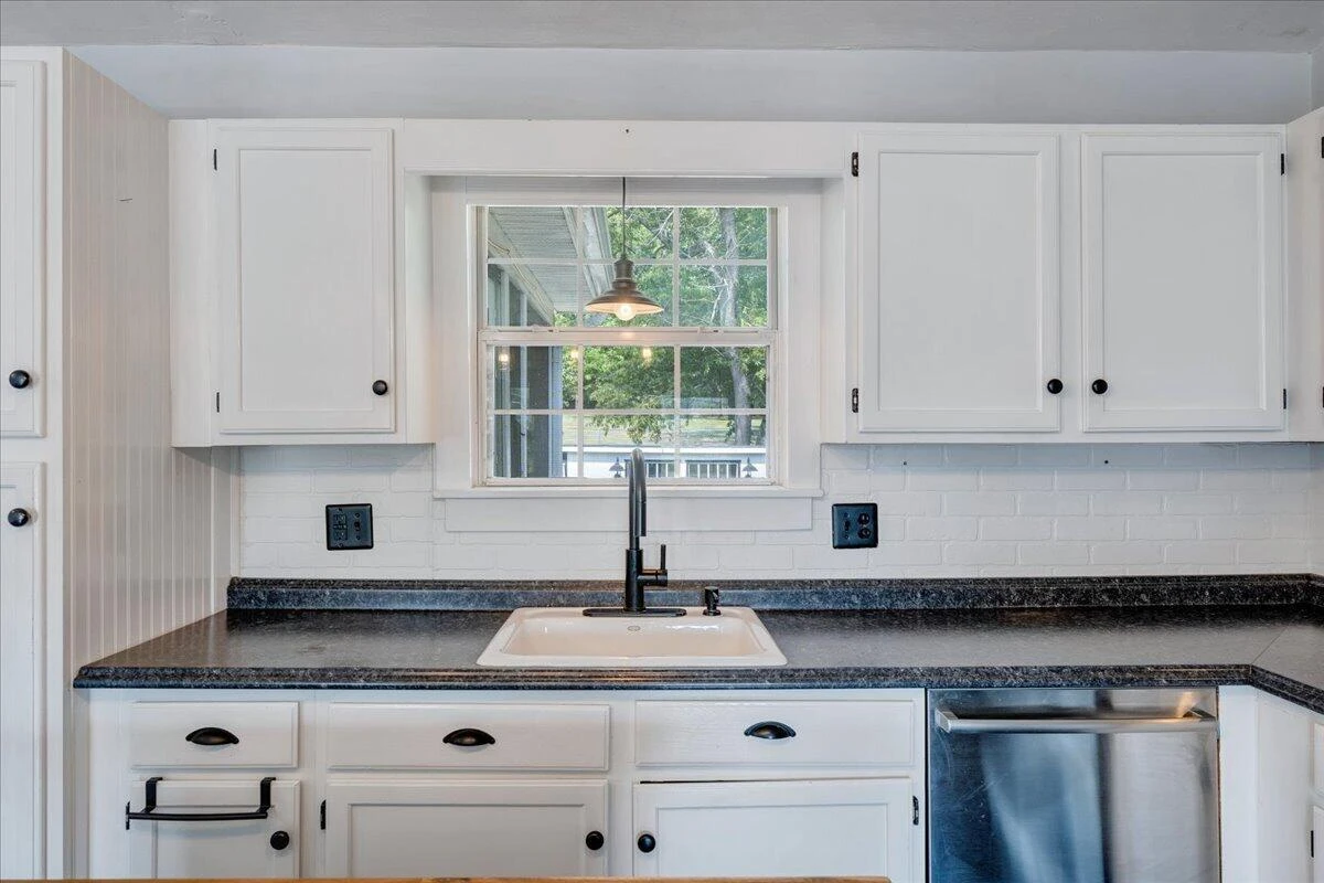 2107 Mill LN - Photo 12