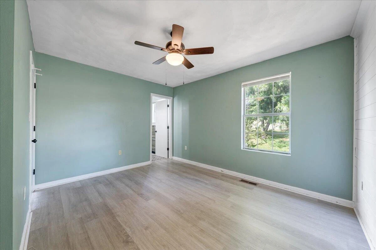 2107 Mill LN - Photo 23