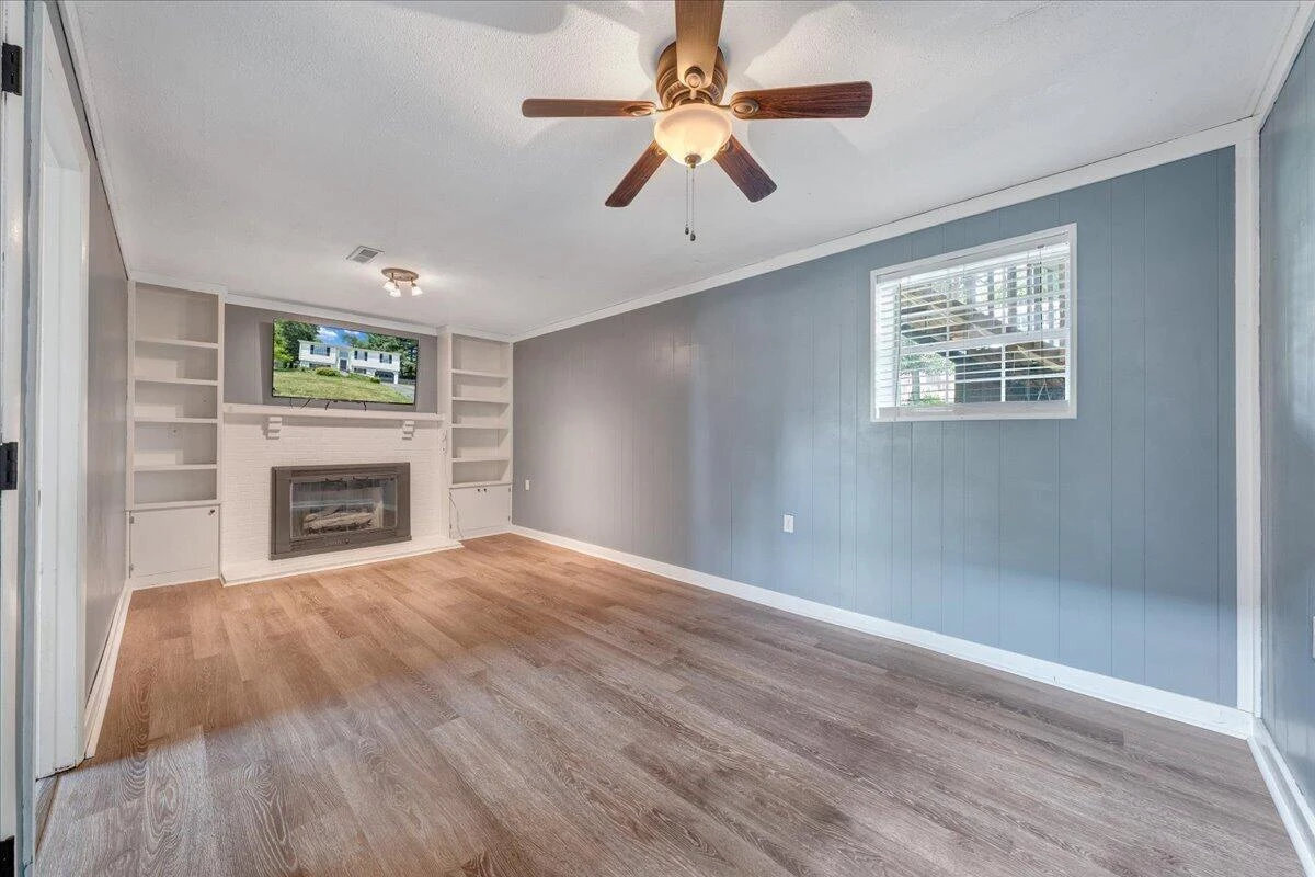 2107 Mill LN - Photo 30