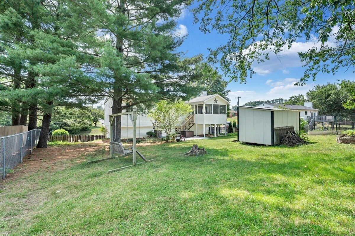 2107 Mill LN - Photo 42