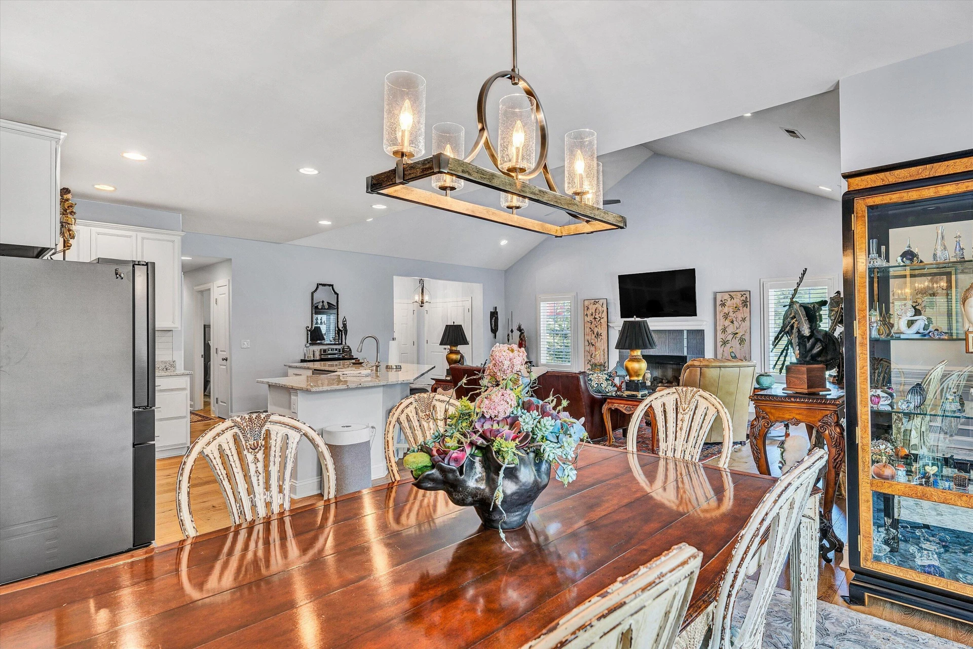 635 Spring Grove DR - Photo 15