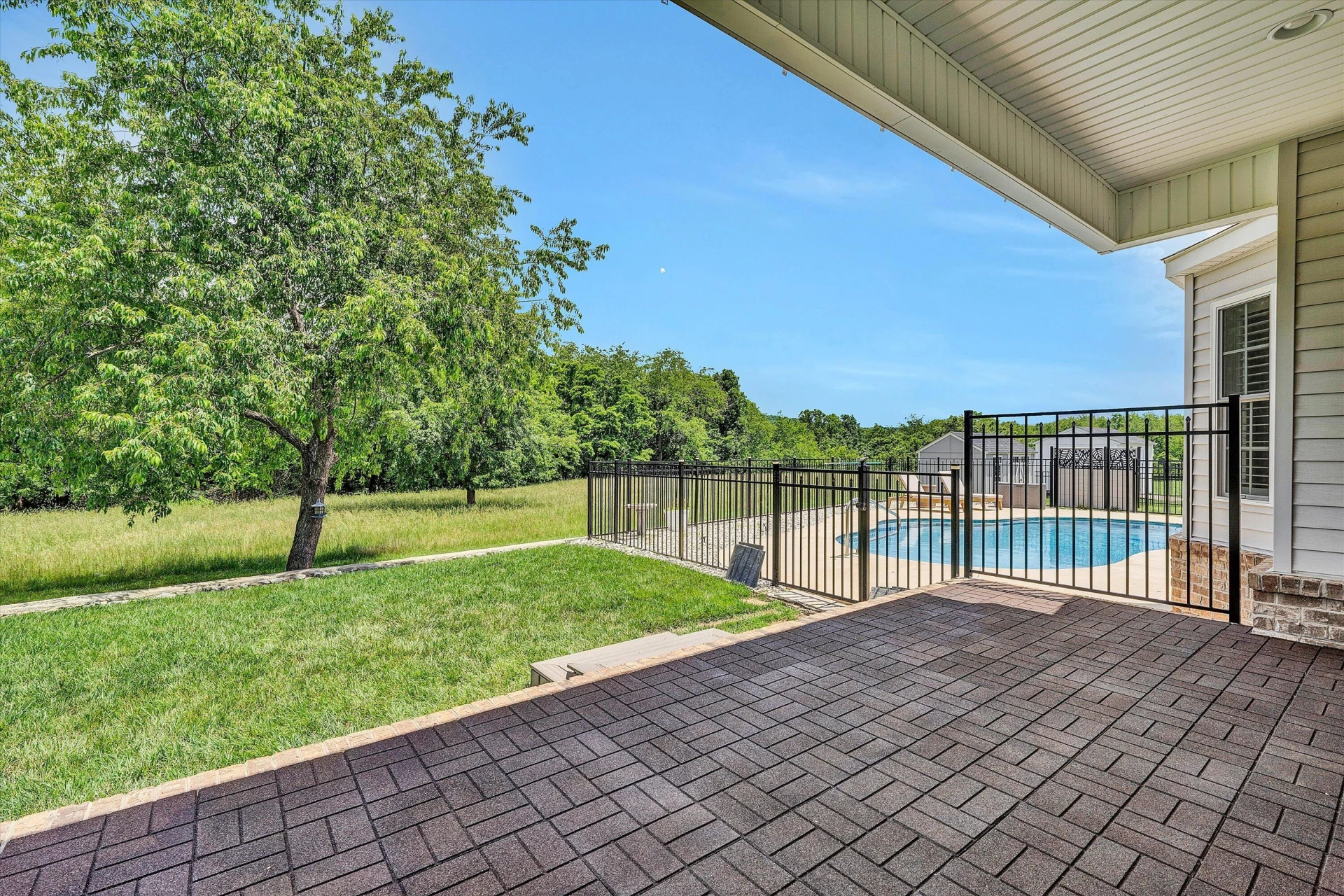635 Spring Grove DR - Photo 30