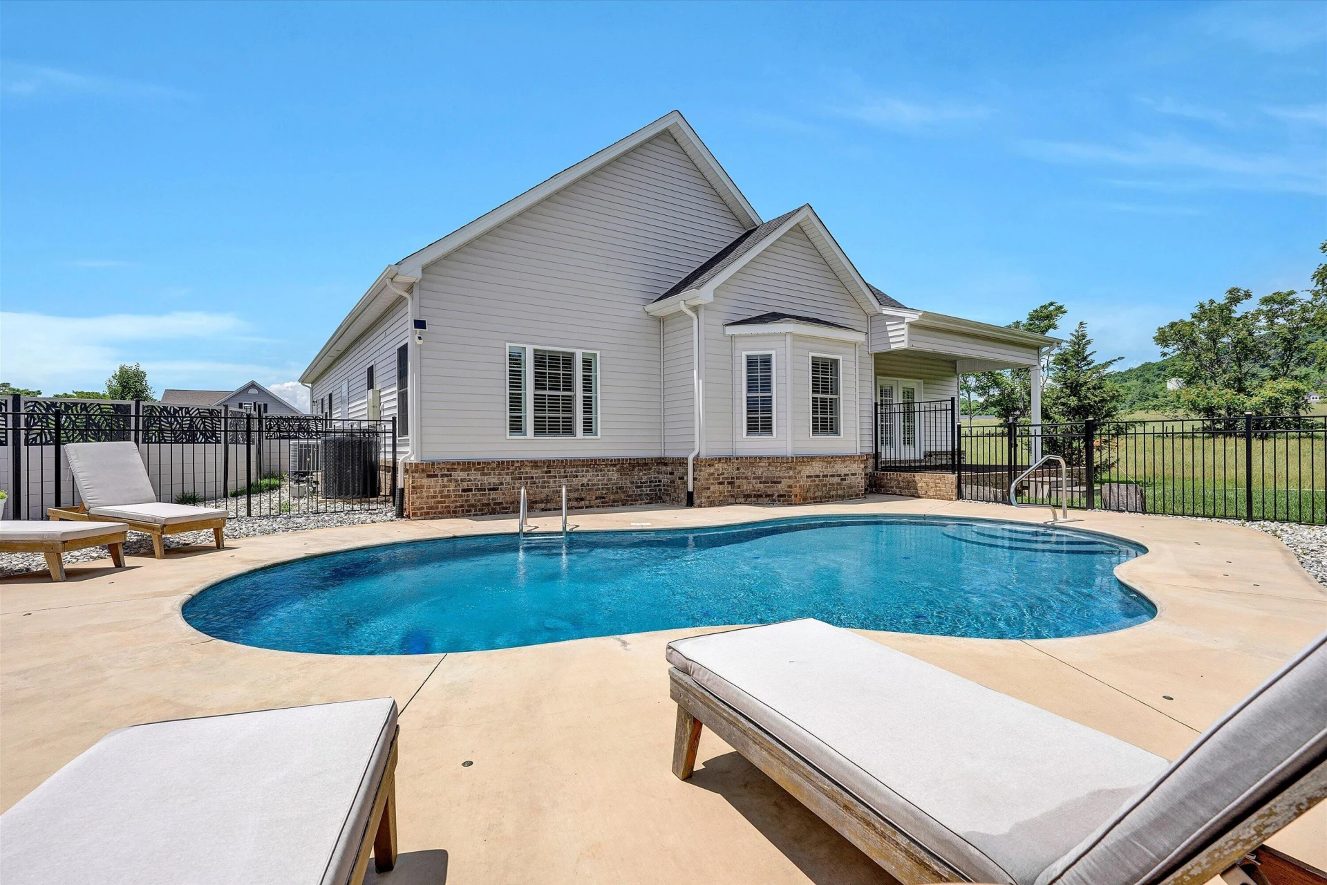 635 Spring Grove DR - Photo 33