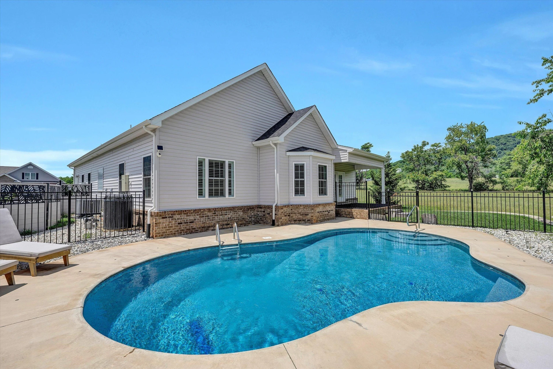 635 Spring Grove DR - Photo 35