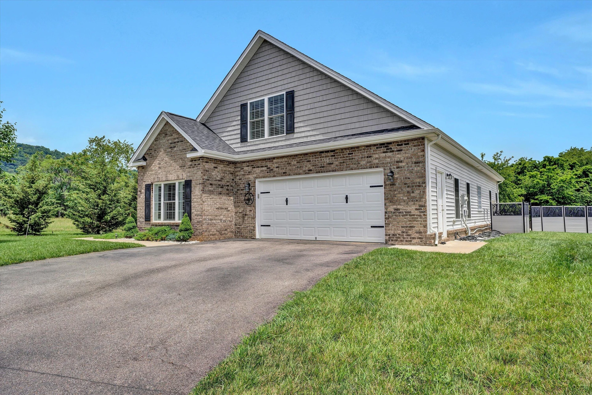 635 Spring Grove DR - Photo 39
