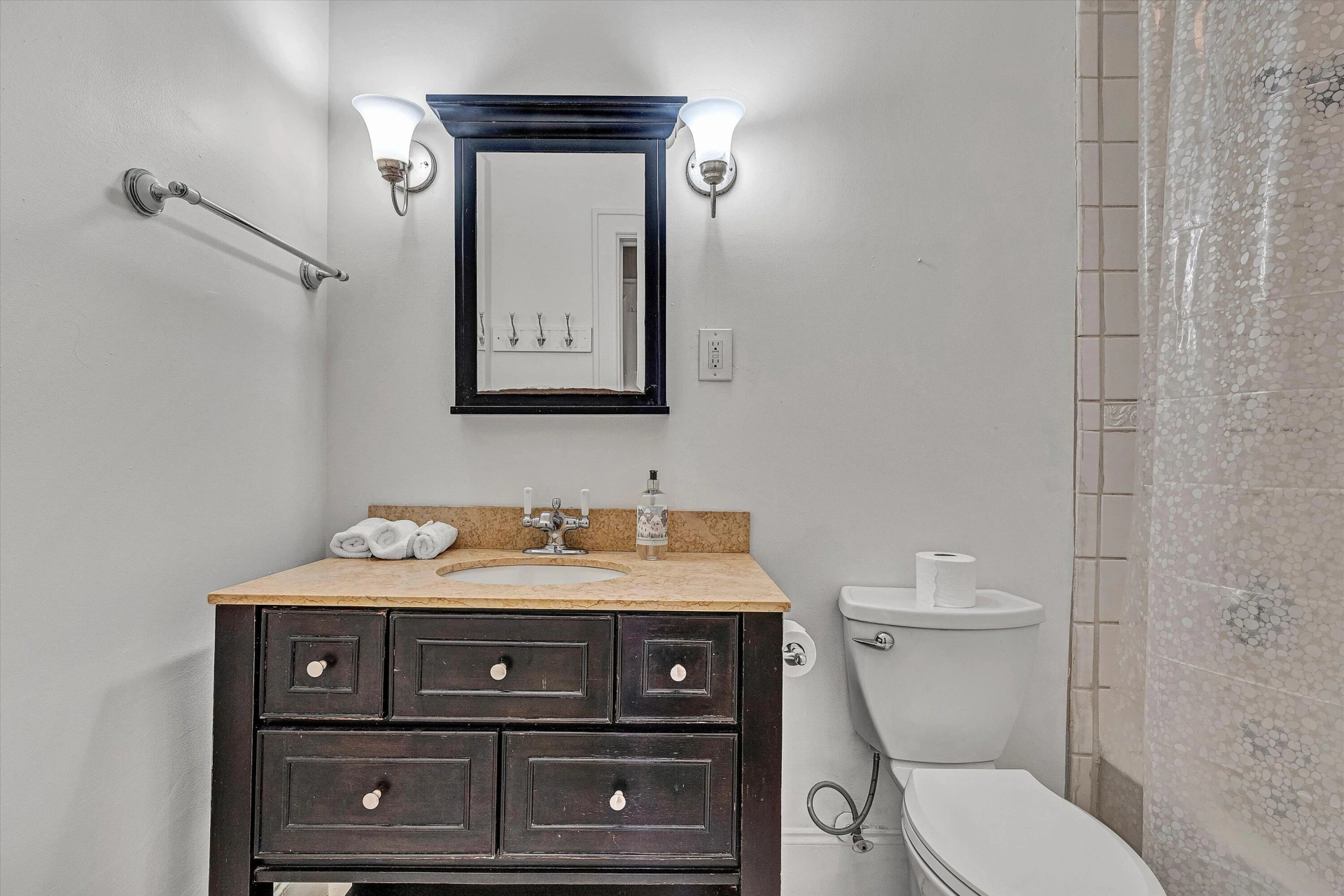 2410 Cornwallis AVE SE - Photo 23