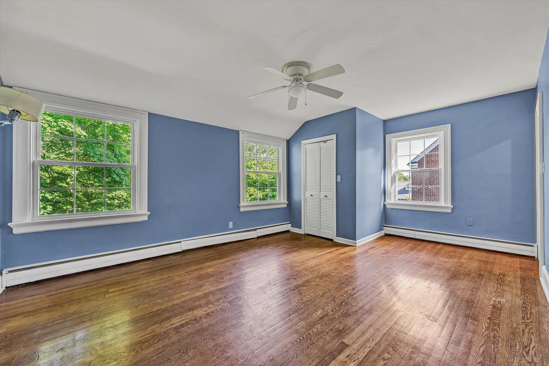 2410 Cornwallis AVE SE - Photo 24