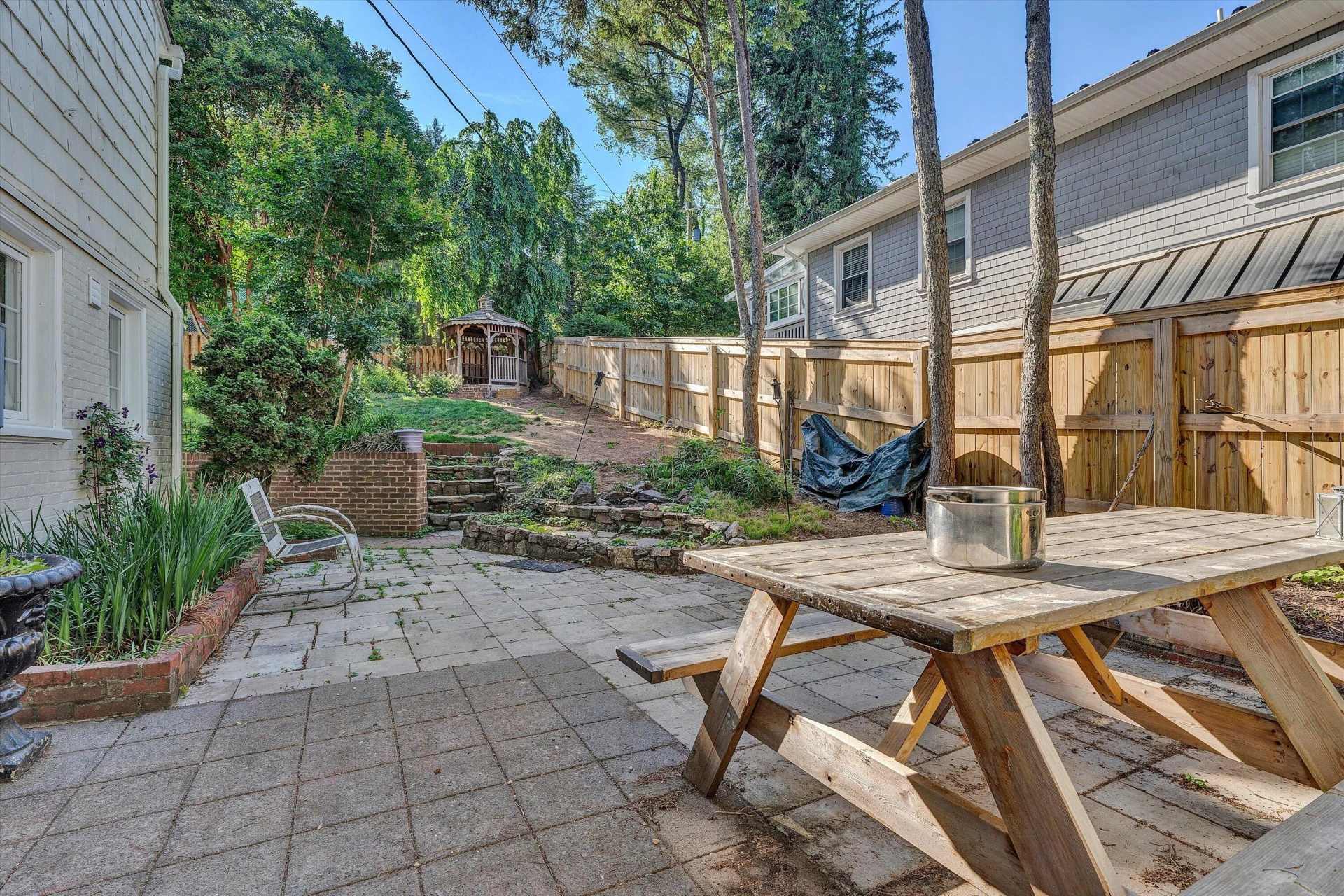 2410 Cornwallis AVE SE - Photo 30