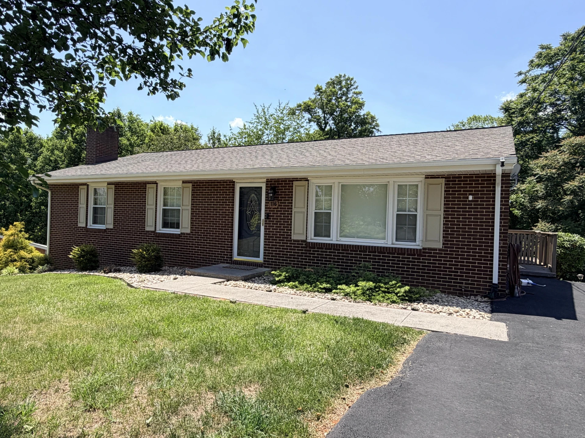116 Old Brook RD